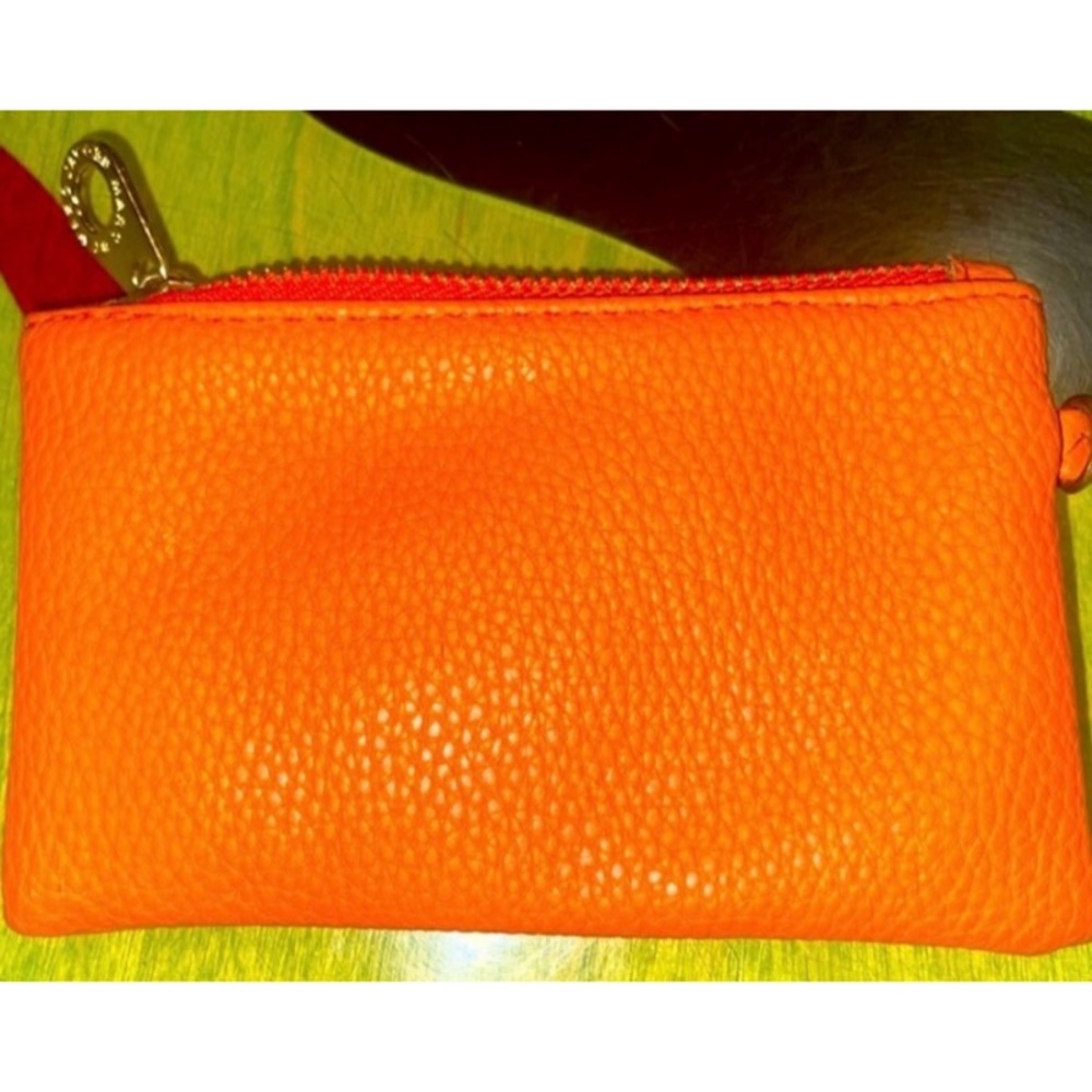 Marc by Marc Jacobs Bright Neon Orange Pebble Leather Small Monogramed Wallet - Picture 5 of 16